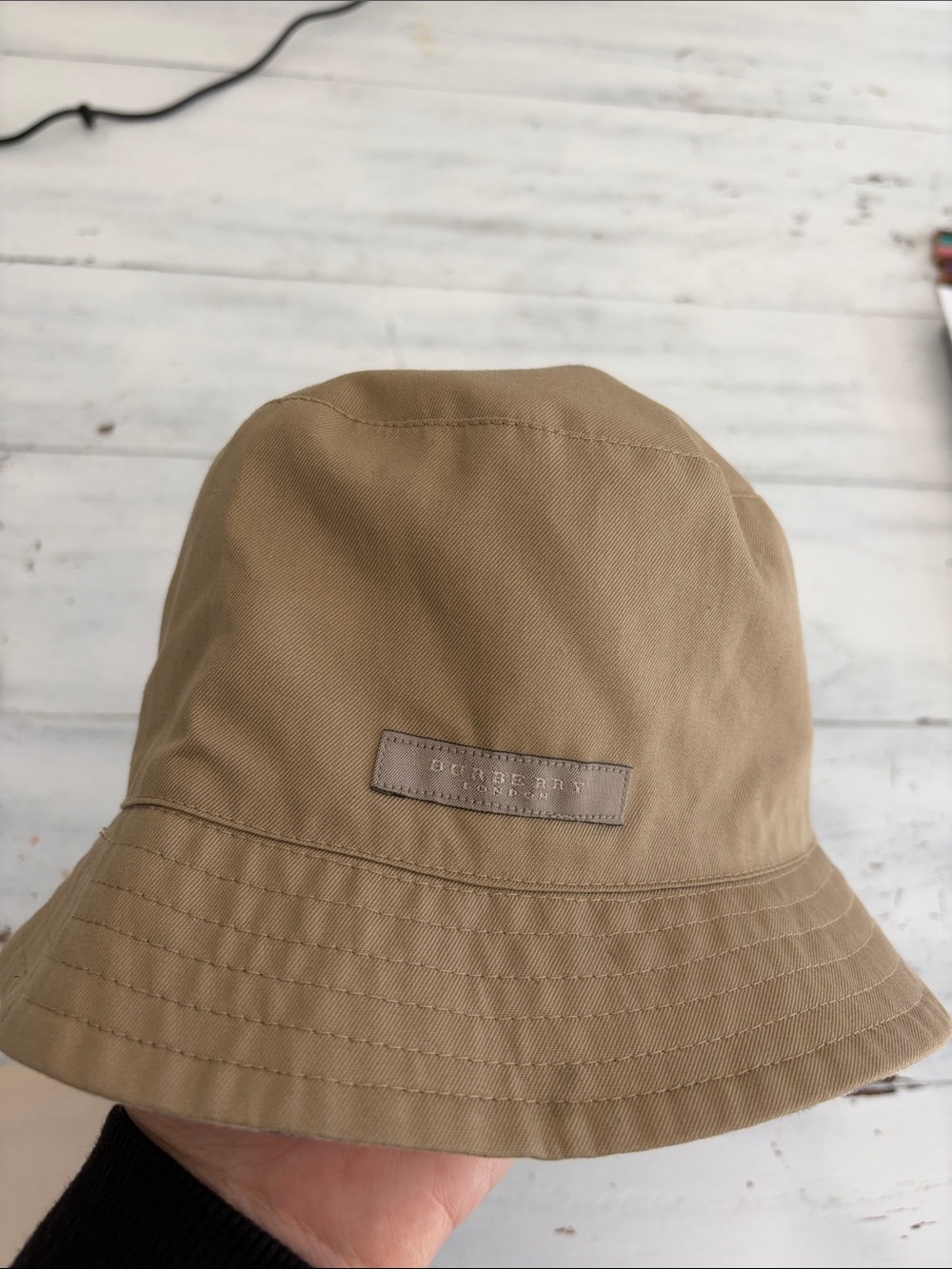 Burberry London Reversible Bucket Hat - Picture 2 of 6